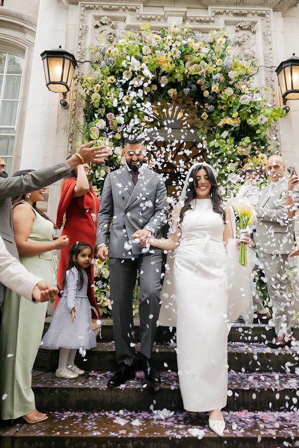 Jessica & Naran's City Chic Chelsea Old Town Hall Wedding