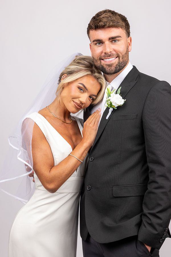 Love Island’s Molly and Tom Clare Open Up About Their Mallorca Wedding
