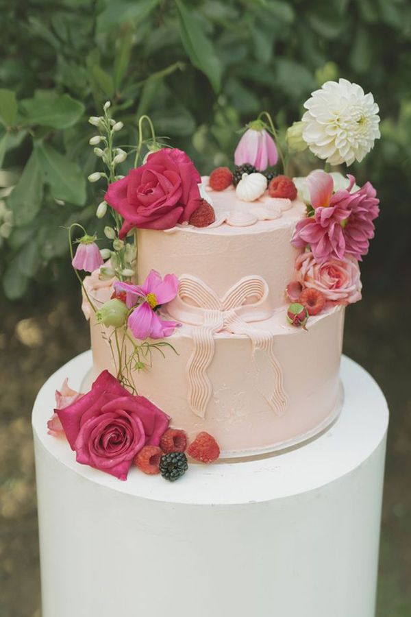 spring wedding cakes ideas and inspiration