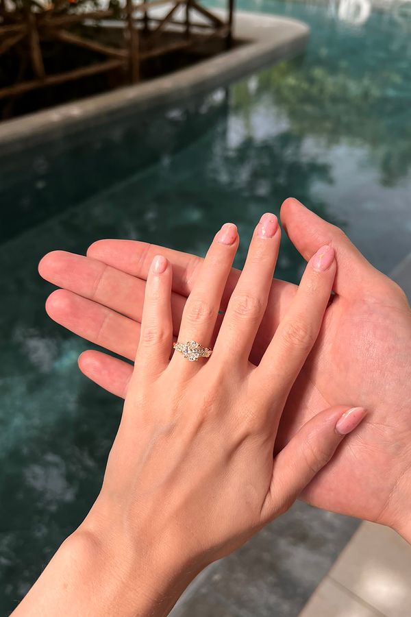 Skydiamond bespoke engagement ring