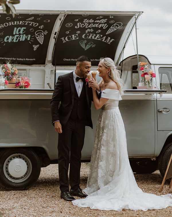 fun-ways-to-serve-your-wedding-food