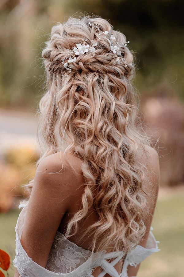 half-up-half-down-wedding-hairstyles