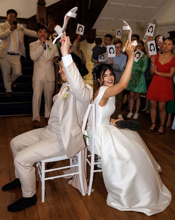 bride and groom play mr and mrs quiz game