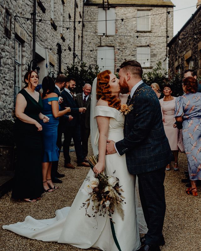  Vintage Wedding Hair 2
