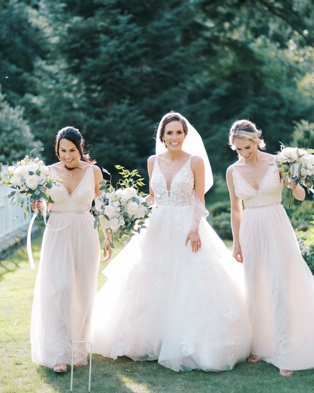Classic wedding at Drumtochty castle with bride in a princess wedding dress