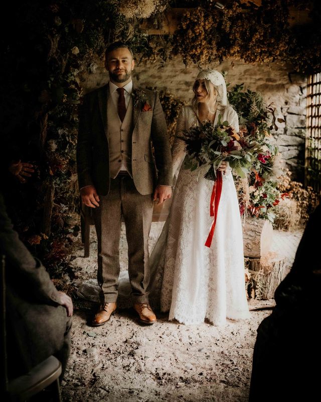 Lyde Court autumn wedding wtih red bridesmaids dresses and lace Juliet cap veil