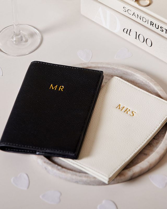 Mr and Mrs matching black and white passport case gift set from Katie Loxton