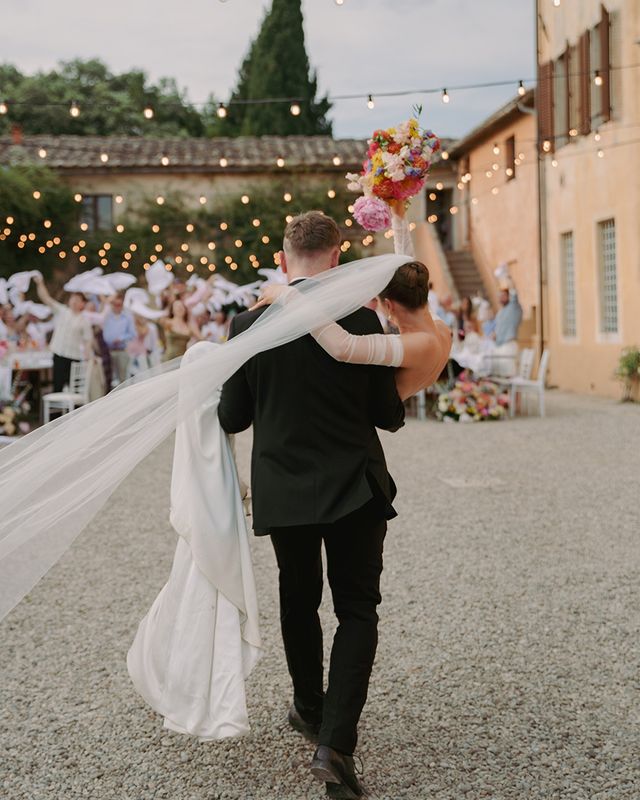 shona-tom-villa-catignano-wedding