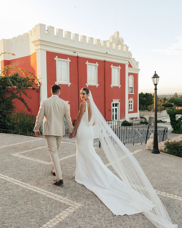 Amileigh & Harry's Golden Portuguese Palace Wedding At Solar do Paço