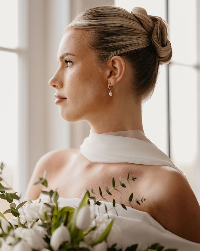 Pearl bridal drop earrings