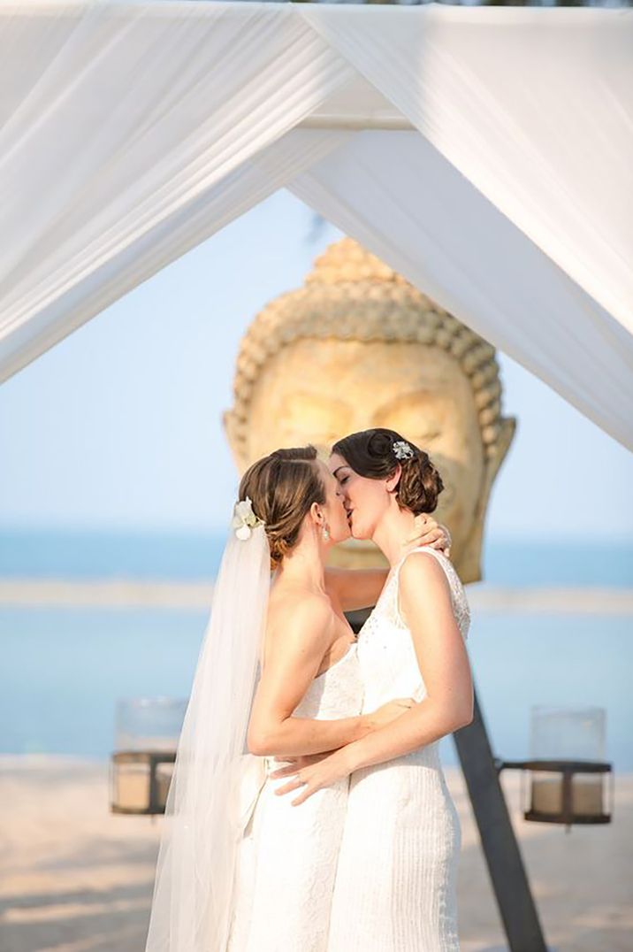 same-sex-thailand-destination-wedding-Anne-Sophie-Maestracci