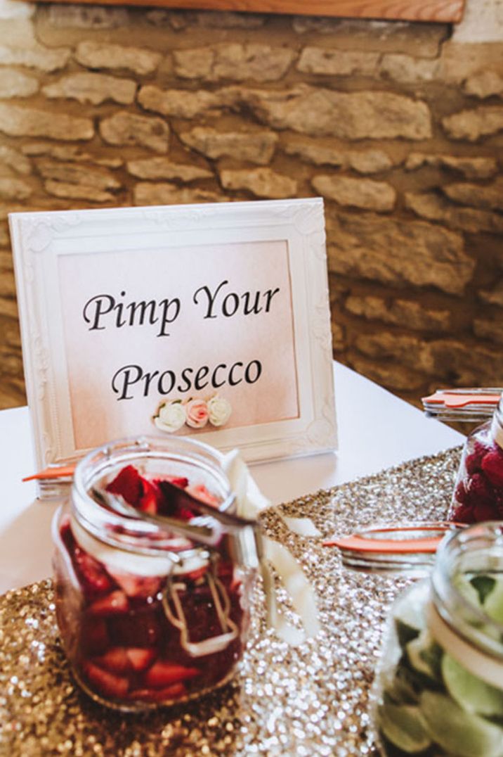 Pimp your Prosecco station with different fruits to add flavours to drinks 