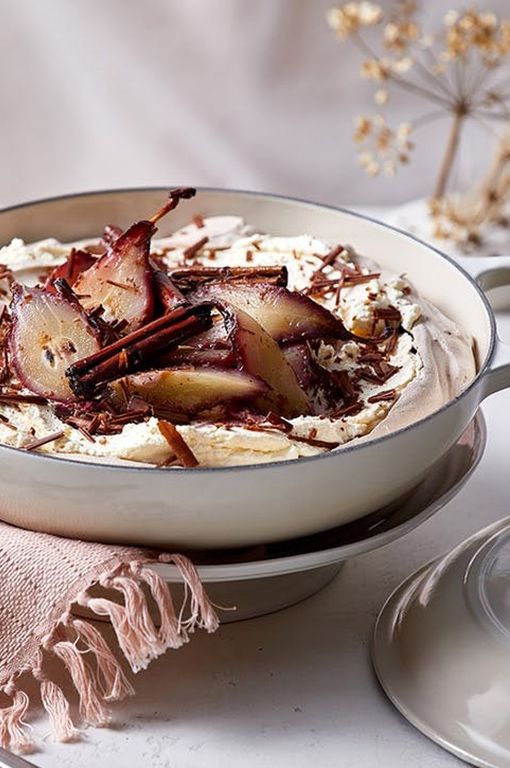 Shallow cream Le Creuset casserole dish 