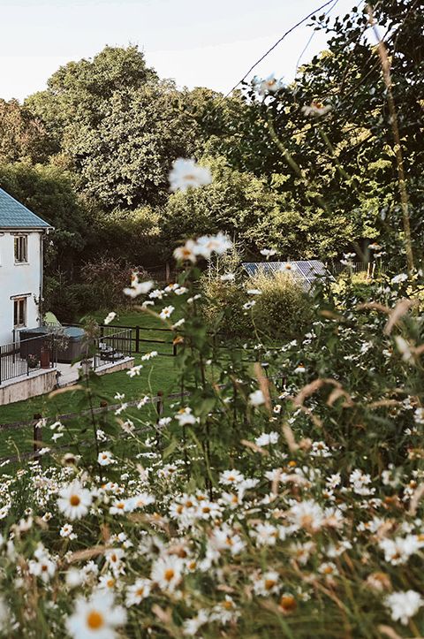 Charming and idyllic rustic tipi wedding venue 