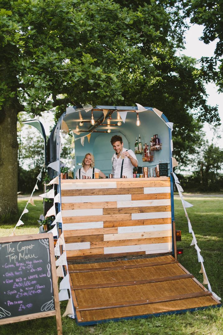 36 Unique Wedding Bar Design Ideas To Enjoy Cocktail Hour In Style