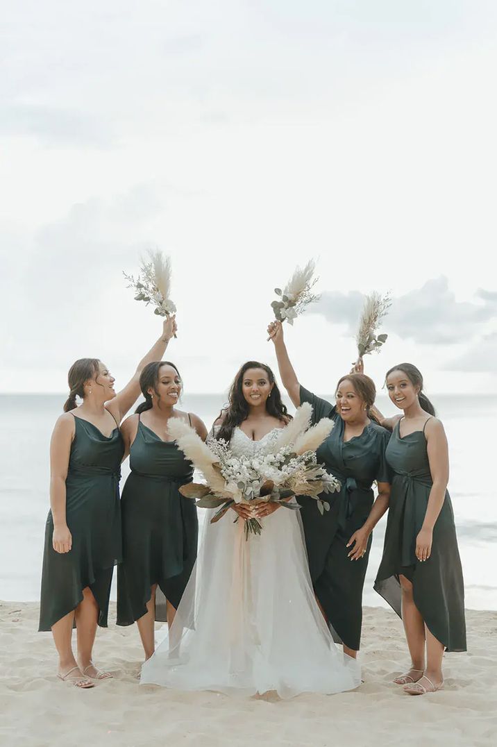 thailand-desination-wedding-bride-and-bridesmaids-on-beach-Elephant-Graphy