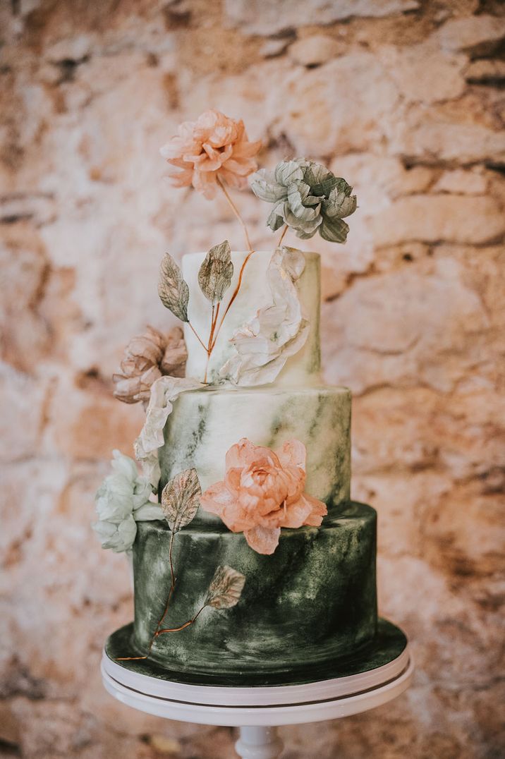 Green and pink wedding cake design by Terre Et Lune Cake Design with hand-made flower decorations 