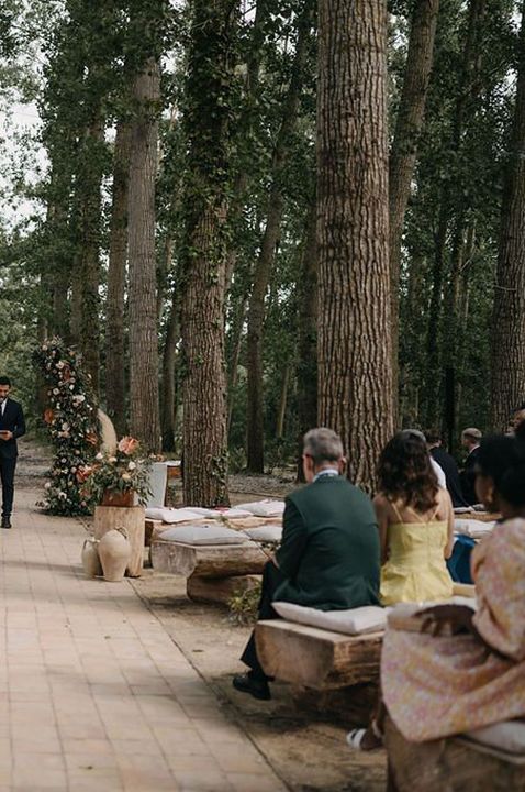 Tenuta Savoca - wedding venue in Italy - tree lined wedding ceremony area in the forest - by Salvatore Aiello Fotografie