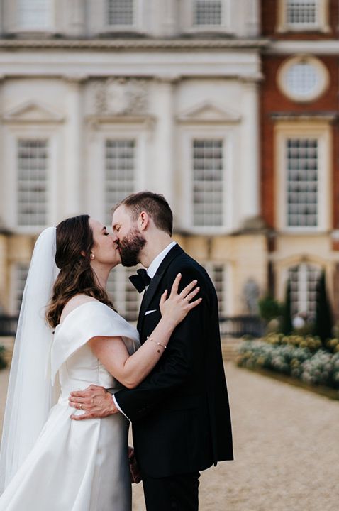 Where was Bridgerton Filmed? Hampton Court Palace where Kris & Matt has couples portraits in the gardens 