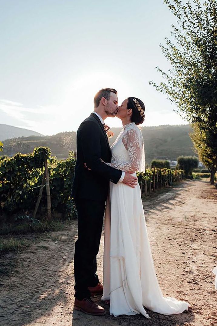 portugal-desintation-wedding-vineyards-Annabel-Ferguson-Photography