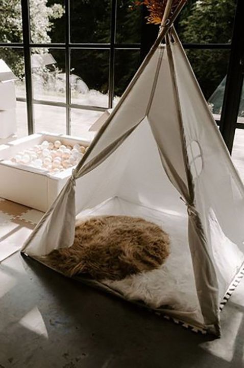 Soft play area with tent for kids at the wedding to keep them entertained and occupied 