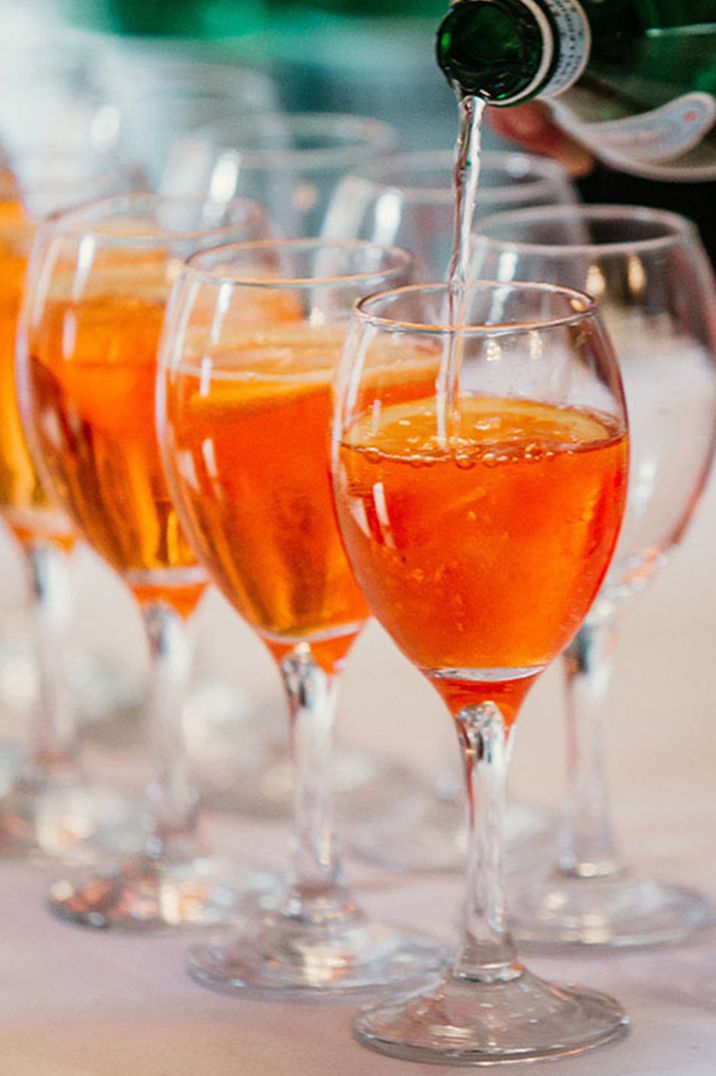 Aperol Spritz wedding cocktails for country house wedding 