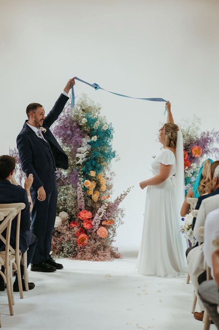 handfasting-wedding-ceremony-for-bride-and-groom-in-humanist-wedding