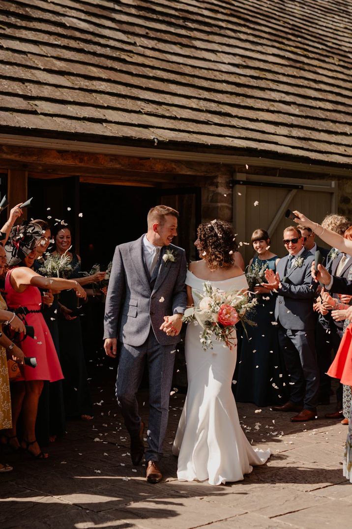 tithe-barn-bolton-abbey-confetti-moment