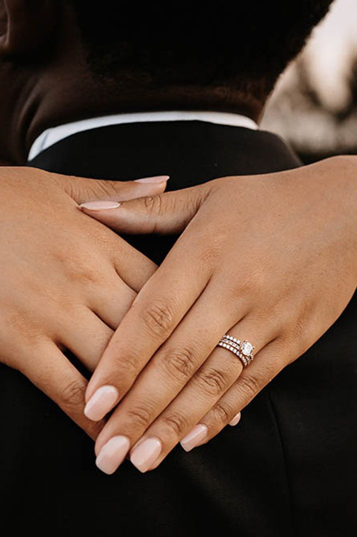 neutral-wedding-nails-with-squoval-shape