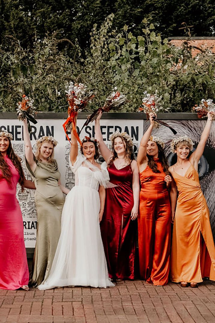 bridal-party-in-mismatched-bridesmaid-dresses