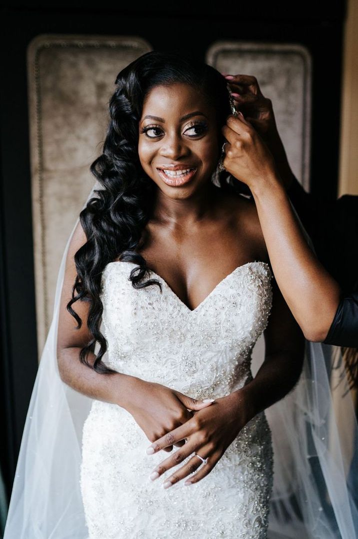 bride-with-long-curled-wedding-hair