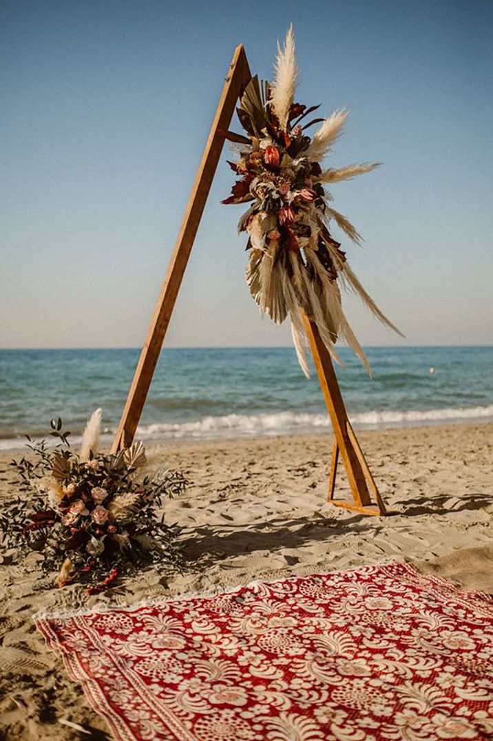 beach picnic for destination wedding or honeymoon