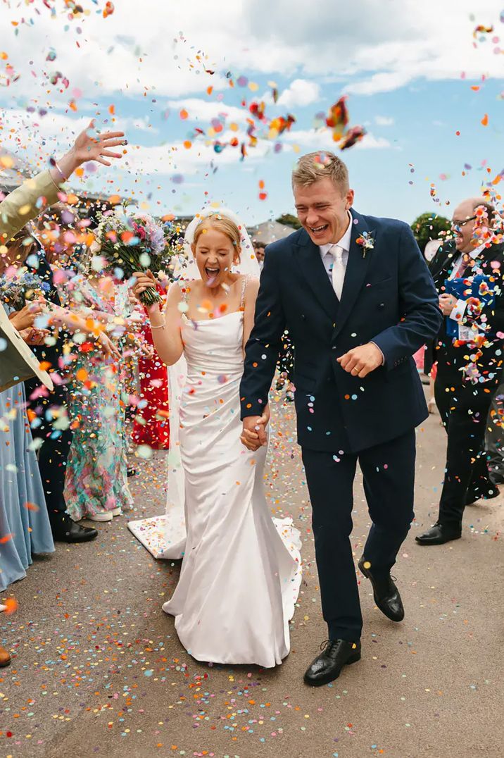 confetti-moment-at-gara-rock-coastal-wedding-venue