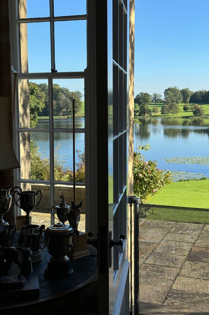 stunning-view-of-the-coniston-gardens