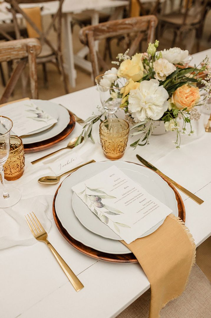 warm yellow wedding table theme