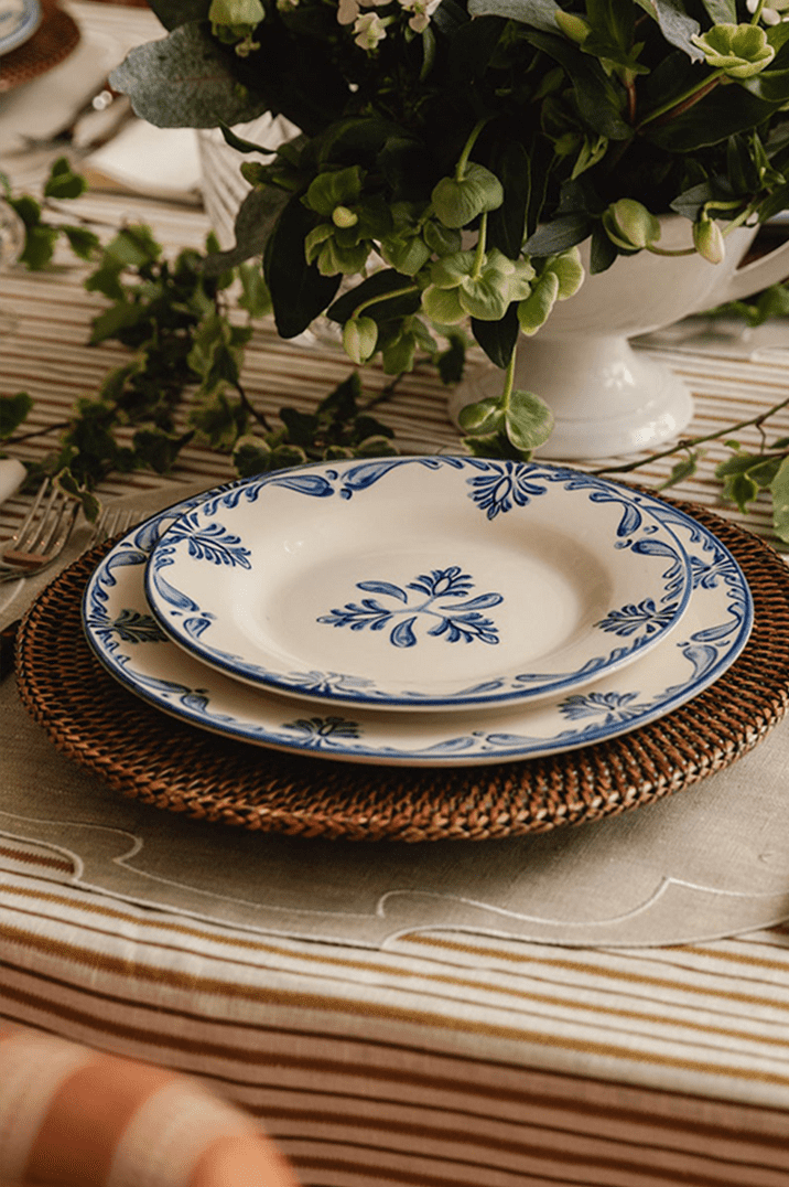 blue-patterned-plate-place-setting-wedding-gift-list-products