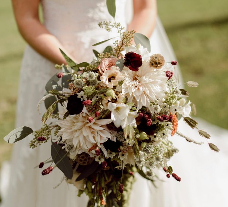 Gorgeous blush bouquet for bride