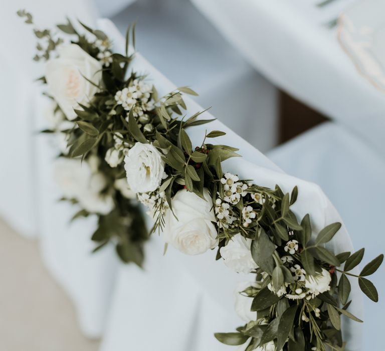 White florals complete with greenery along table  | Hannah MacGregor Photo & Film