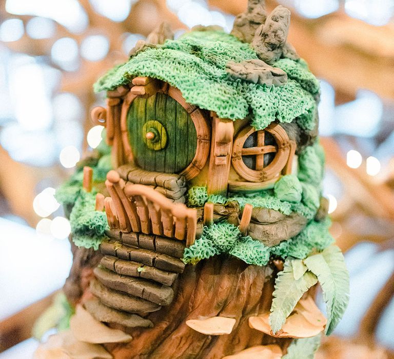 Lord Of The Rings inspired wedding cake of The Shire