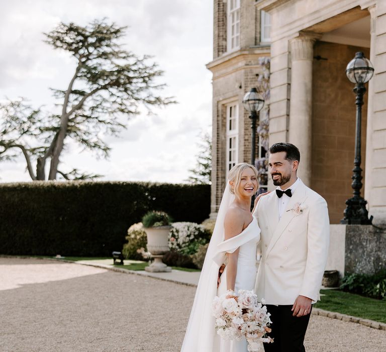 Hedsor House wedding country house with black tie dress code 