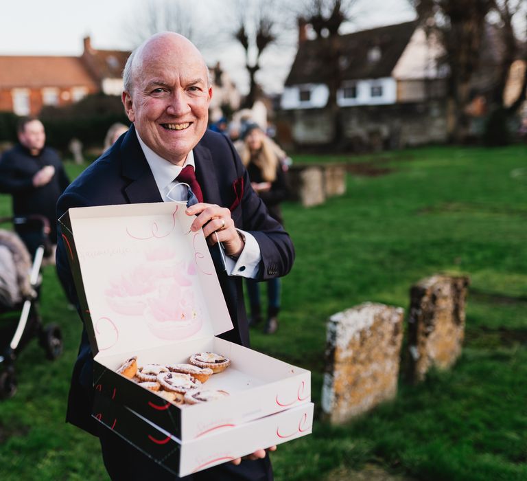 Wedding guest hands out mince pies for everyone