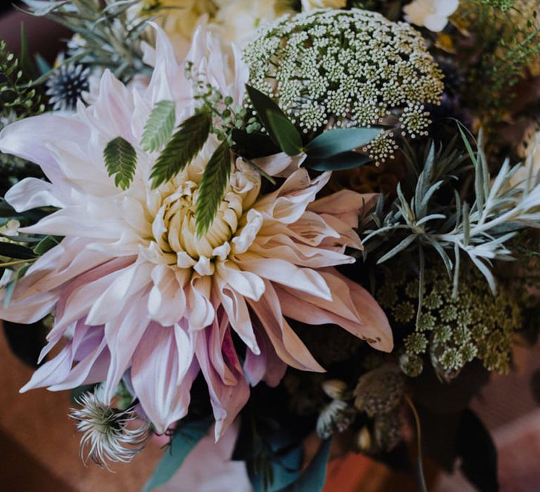 Pretty close up of wedding flowers with pink and white flowers 