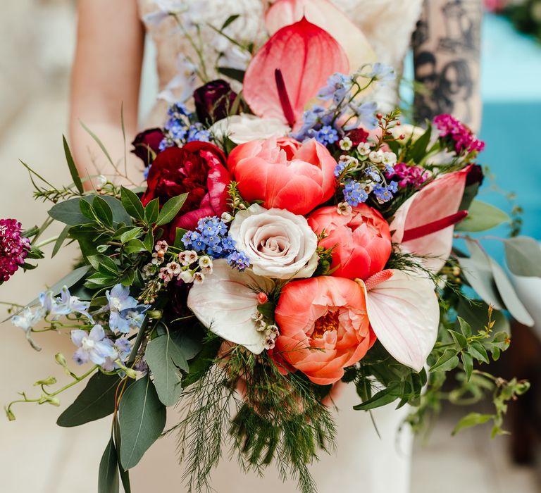 Bright & colourful bouquet for bride 