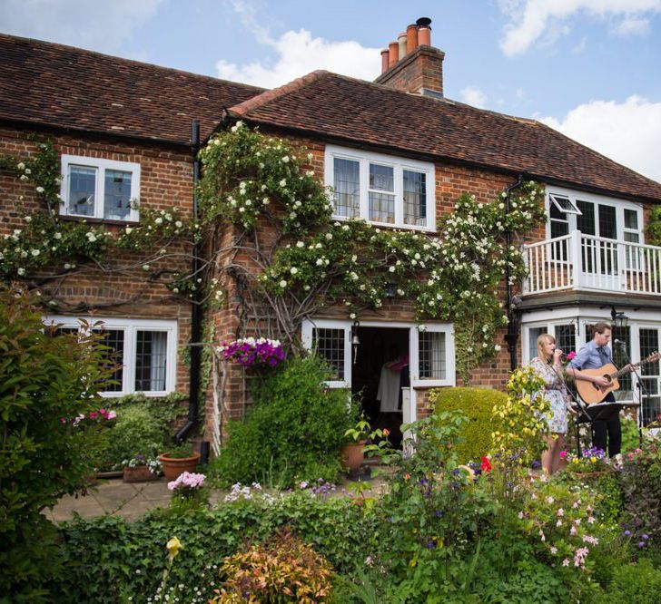 Wedding entertainment at back garden wedding