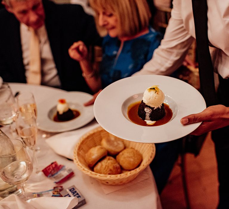 Sticky toffee pudding as dessert course for the wedding guests 