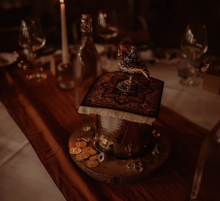 Aladdin inspired centre piece for rustic wedding