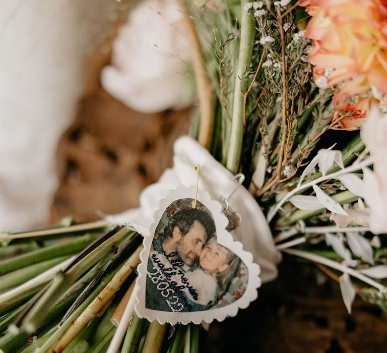 Special embroidered bouquet patch in memory of the bride's father 