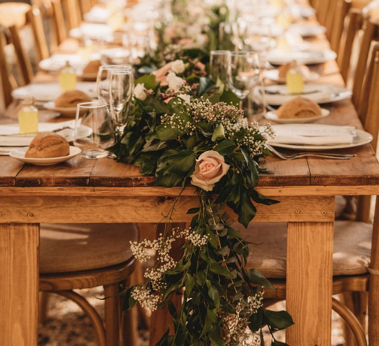 Foliage wedding table runners and limoncello wedding favours table decoration