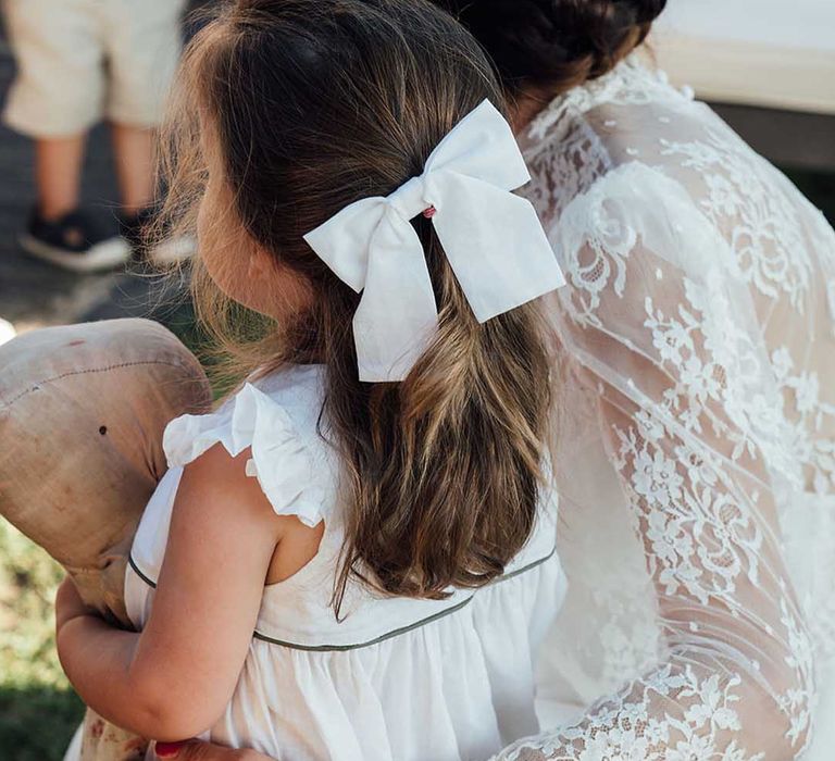 bow wedding hair accessory for flower girl 