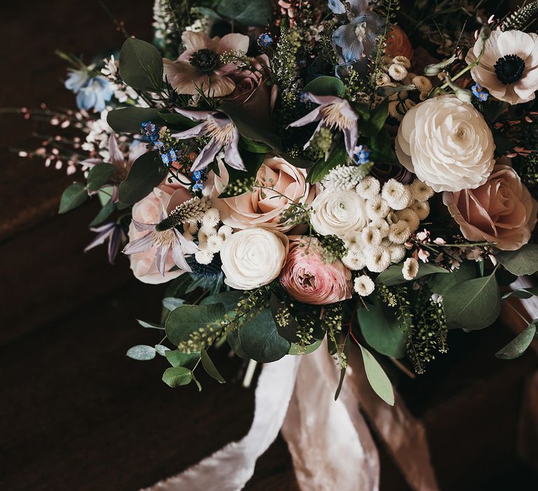 Blush bridal bouquet